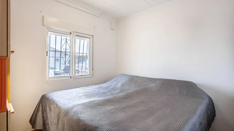 60m² apartment for sale, Torrevieja, Spain No. 1576 № 8