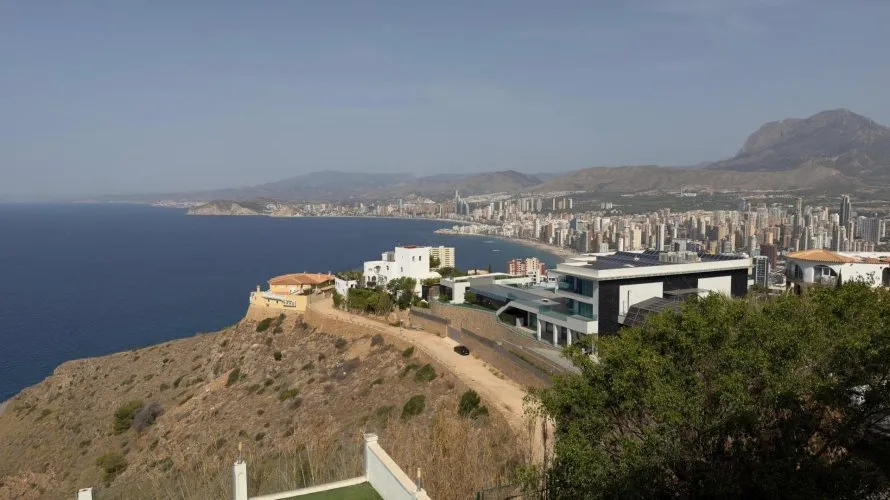 7 bedrooms villa for sale, Benidorm, Spain No. 1365 № 9