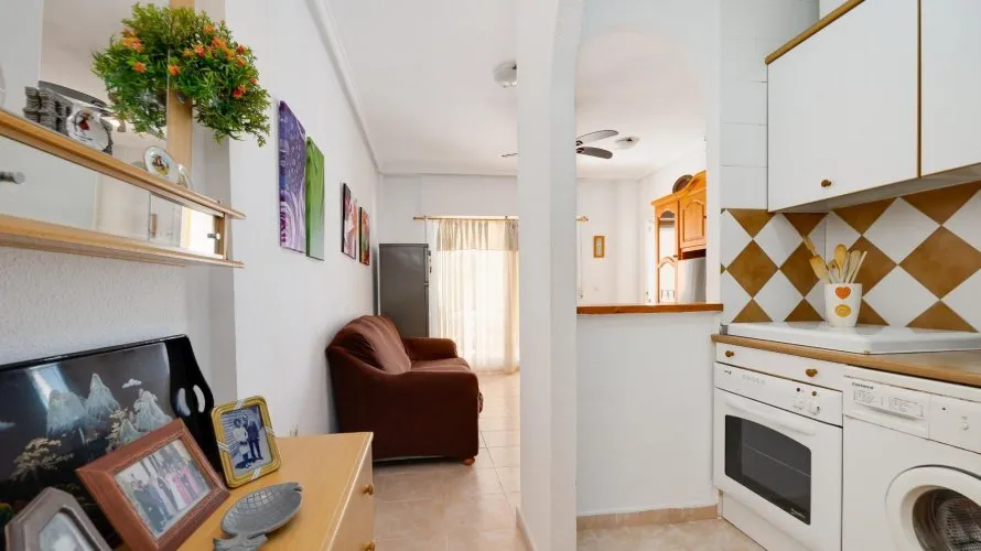 60m² bungalow for sale, Torrevieja, Spain No. 1565 № 19