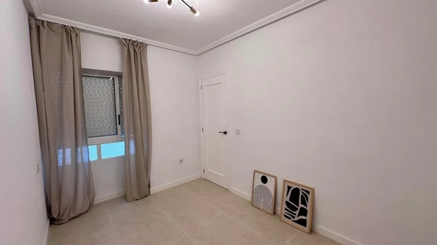 2 bedrooms apartment for sale, Torrevieja, Spain No. 1351 № 14