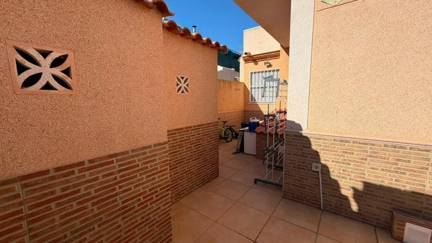 3 bedrooms house for sale, Torrevieja, Spain No. 1349 № 26