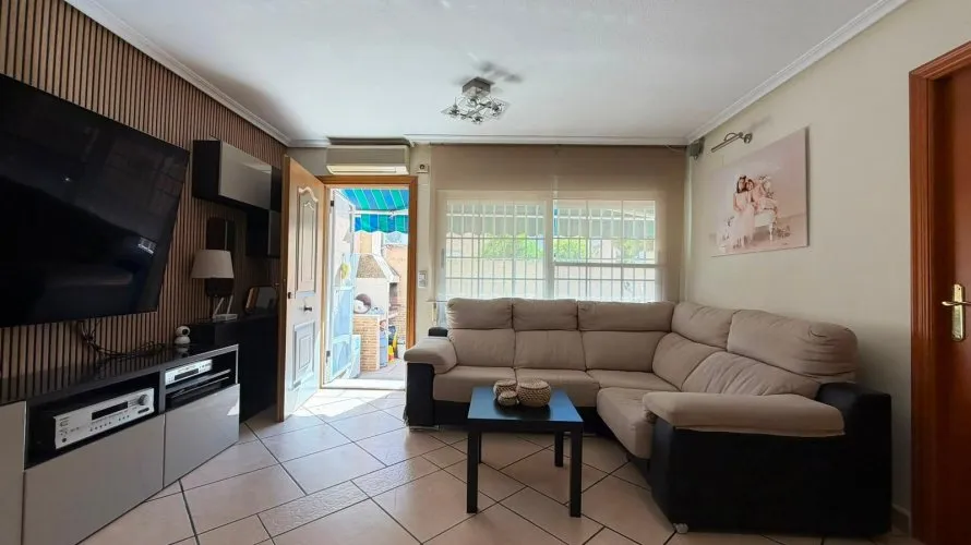3 bedrooms house for sale, Torrevieja, Spain No. 1349 № 13