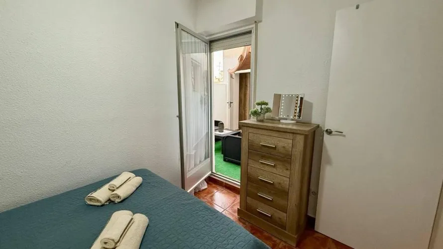 2 bedrooms apartment for sale, Torrevieja, Spain No. 1384 № 5