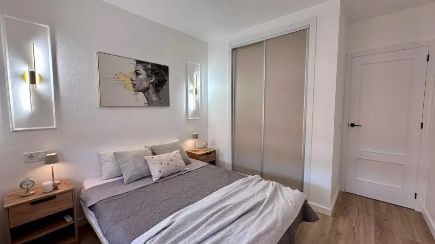 2 bedrooms apartment for sale, Torrevieja, Spain No. 1302 № 11