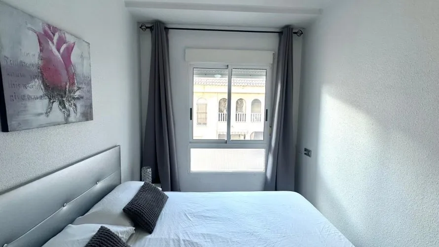 58m² apartment for sale, Torrevieja, Spain No. 1525
