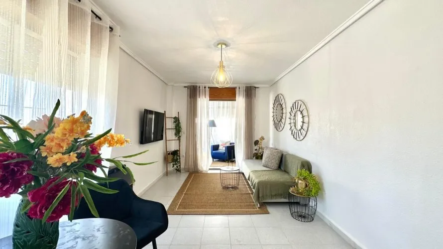 1 bedroom apartment for sale, Torrevieja, Spain No. 1510 № 10