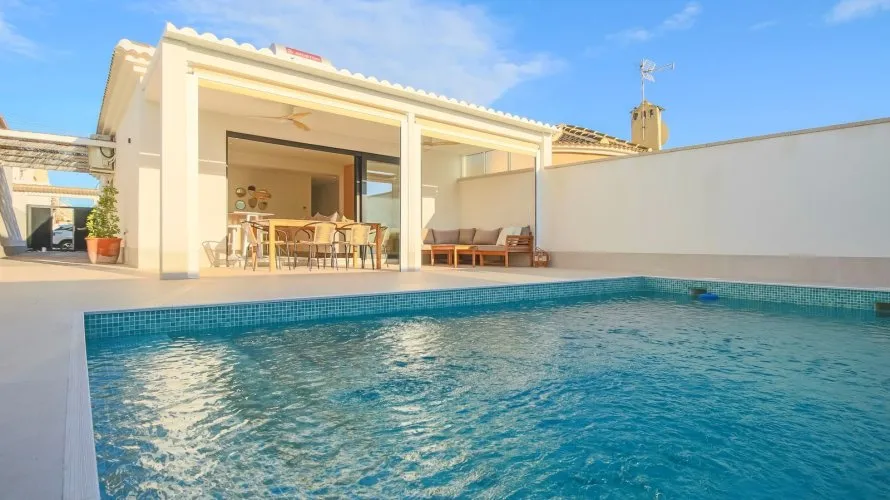 102m² villa for sale, Torrevieja, Spain No. 1324 № 3