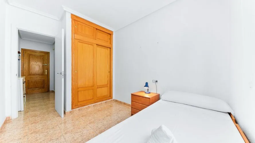 3 bedrooms apartment for sale, Torrevieja, Spain No. 1523 № 20