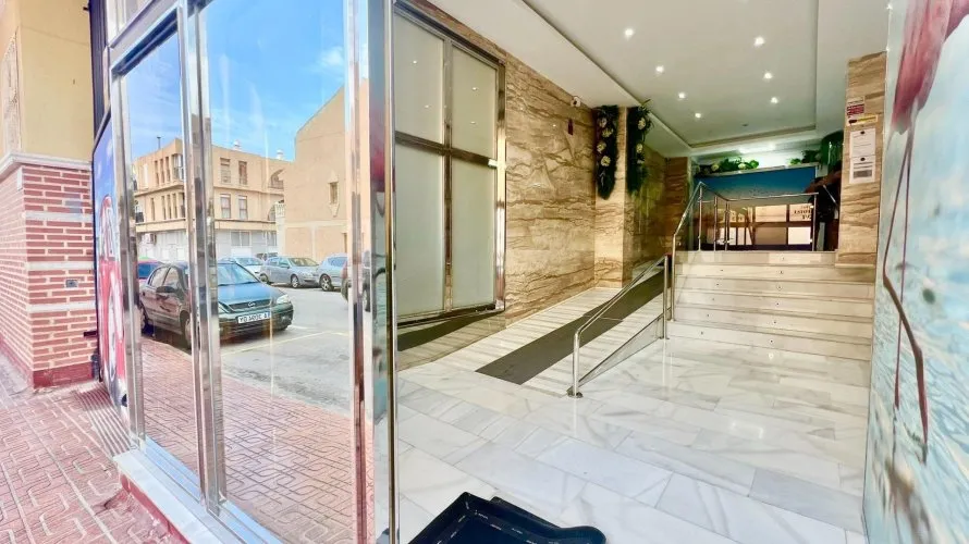 1 bedroom penthouse for sale, Torrevieja, Spain No. 1543 № 27