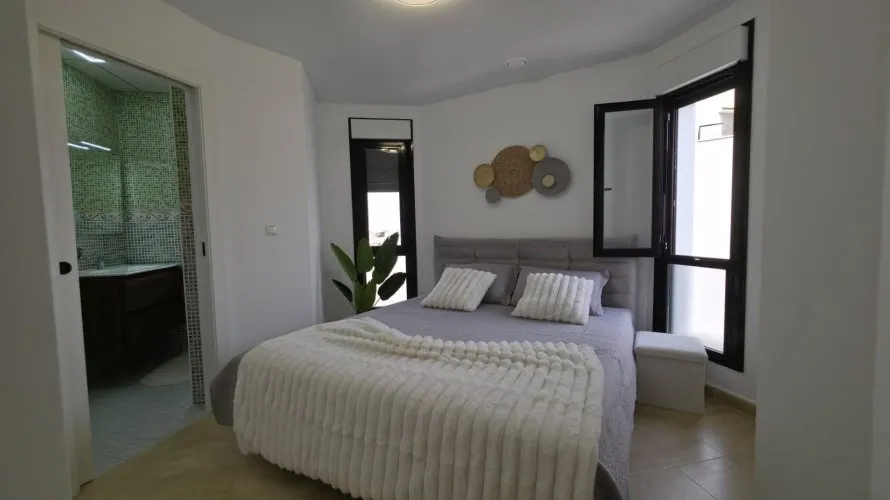 3 bedrooms apartment for sale, Torrevieja, Spain No. 1367 № 22