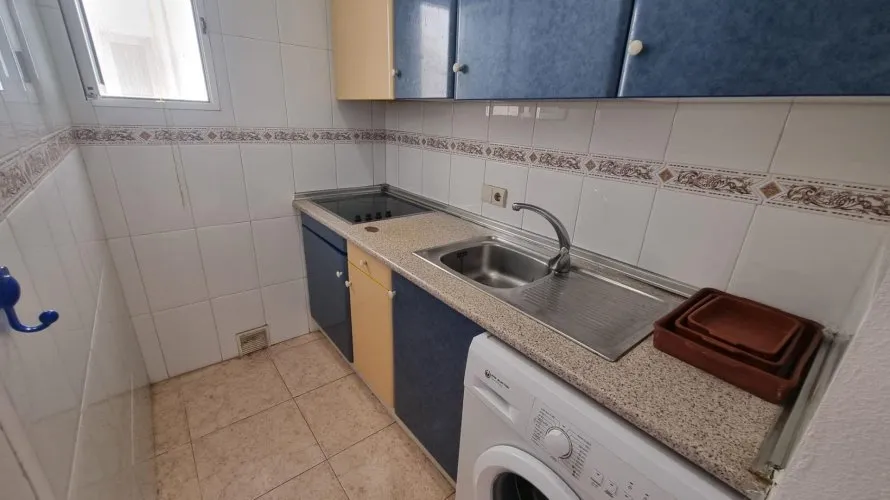 2 bedrooms apartment for sale, Torrevieja, Spain No. 1546 № 6