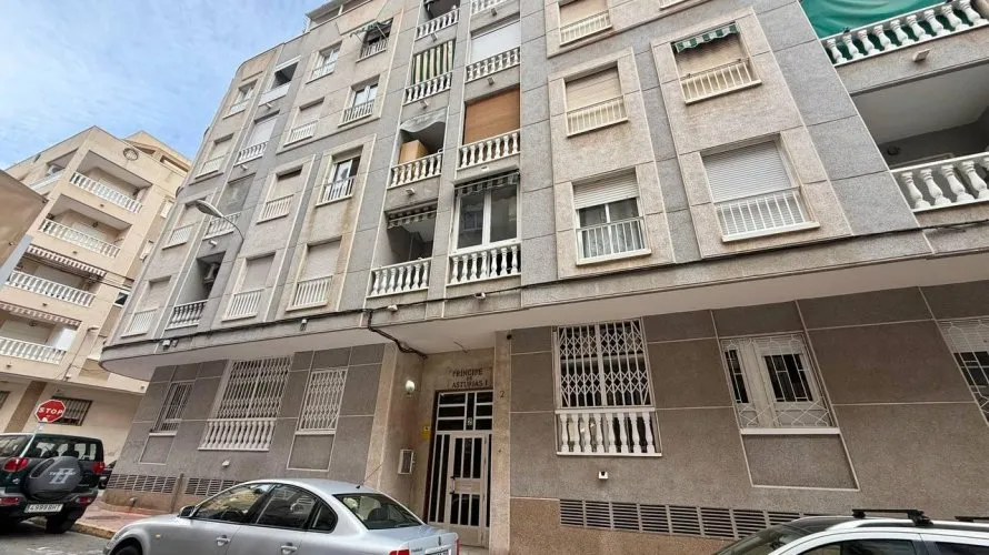 1 bedroom apartment for sale, Torrevieja, Spain No. 1478