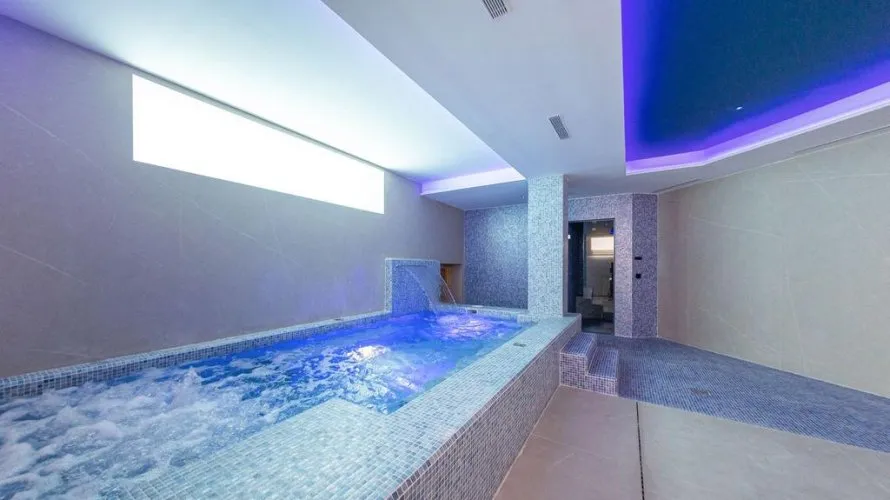 4 bedrooms villa for sale, Benidorm, Spain No. 1369 № 17