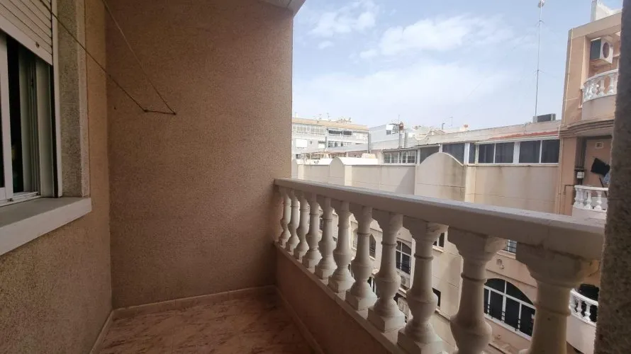 2 bedrooms apartment for sale, Torrevieja, Spain No. 1405 № 2