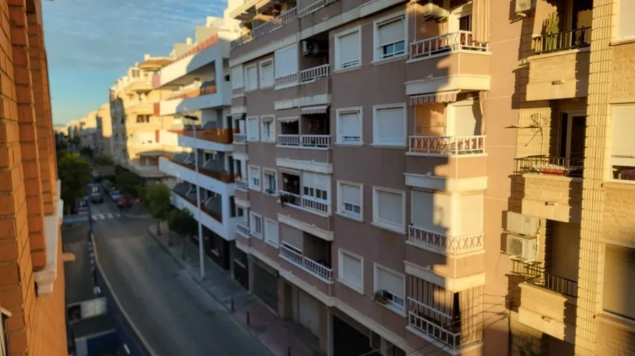 1 bedroom apartment for sale, Torrevieja, Spain No. 1447 № 11