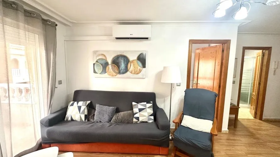 58m² apartment for sale, Torrevieja, Spain No. 1525 № 21