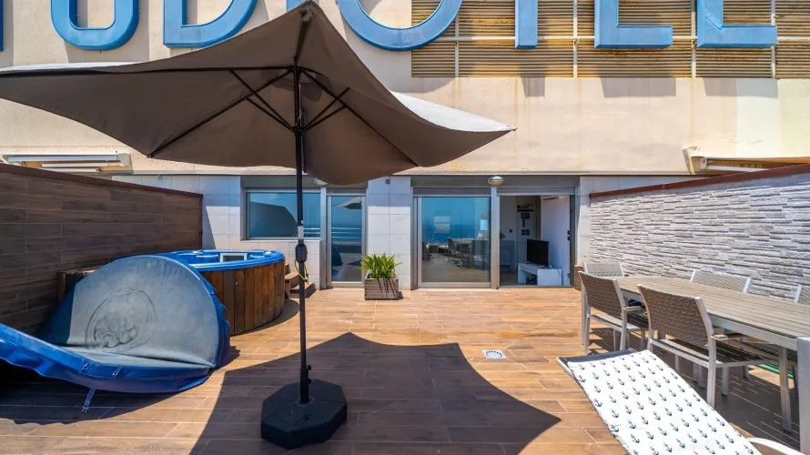 2 bedrooms penthouse for sale, Alicante, Spain No. 1305