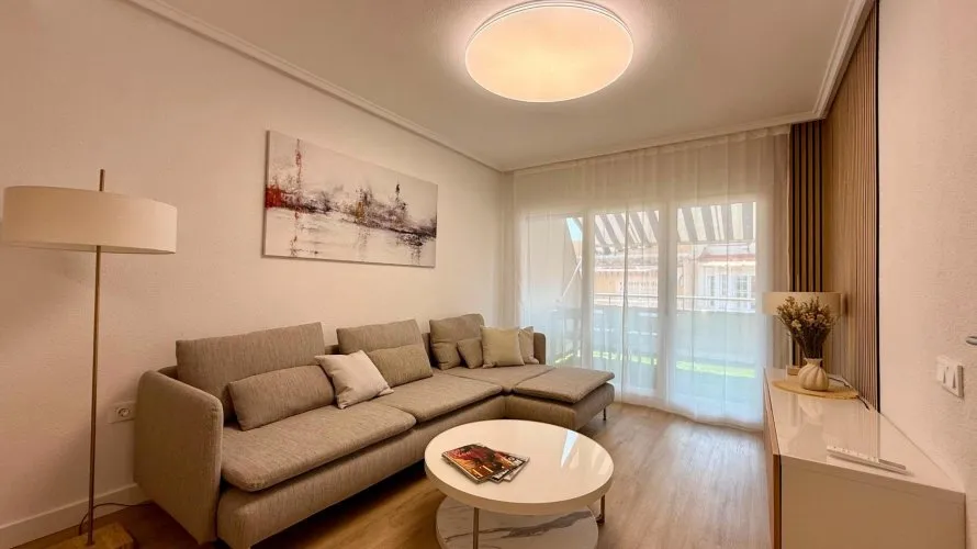 2 bedrooms penthouse for sale, Torrevieja, Spain No. 1312 № 17