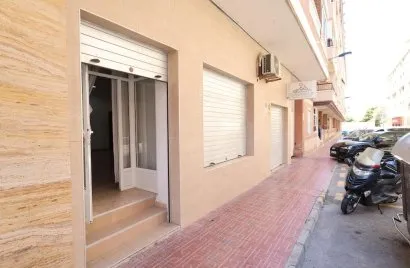 1 bedroom commercial property for sale, Torrevieja, Spain No. 1585