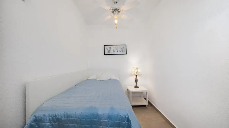 1 bedroom apartment for sale, Torrevieja, Spain No. 1509 № 4