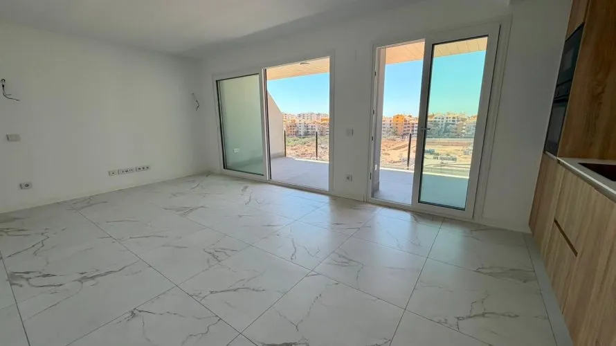 2 bedrooms apartment for sale, Torrevieja, Spain No. 1347 № 17