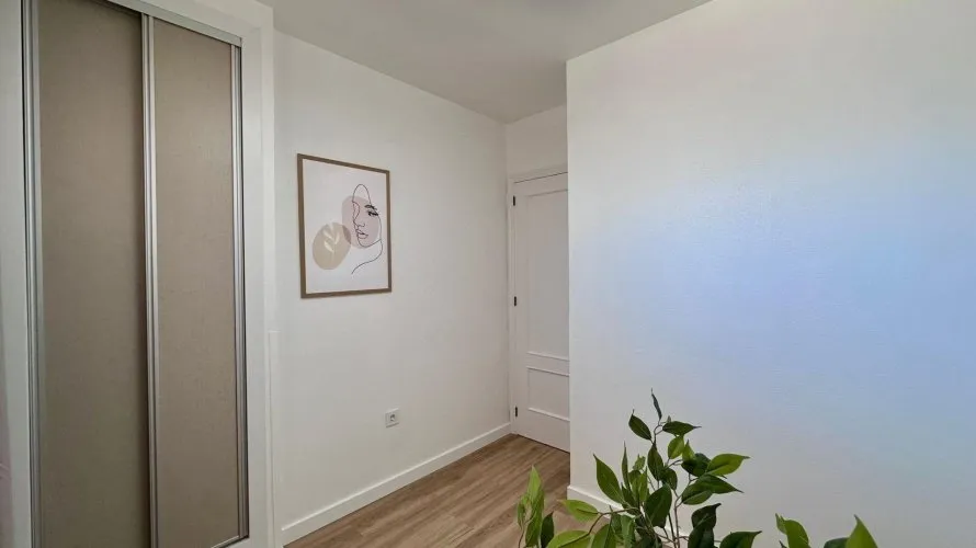 2 bedrooms apartment for sale, Torrevieja, Spain No. 1302 № 6