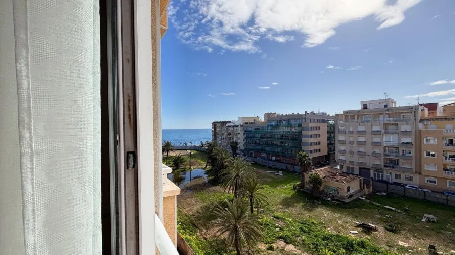 2 bedrooms apartment for sale, Torrevieja, Spain No. 1468 № 5