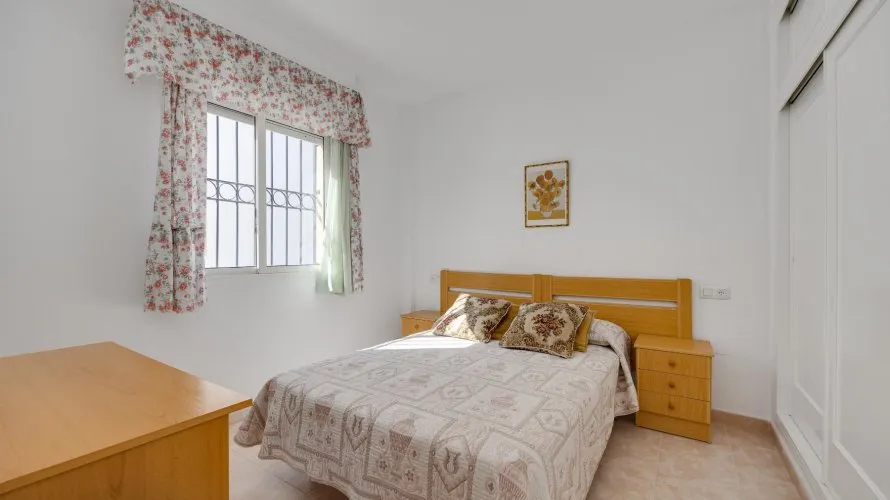 60m² bungalow for sale, Torrevieja, Spain No. 1565 № 16