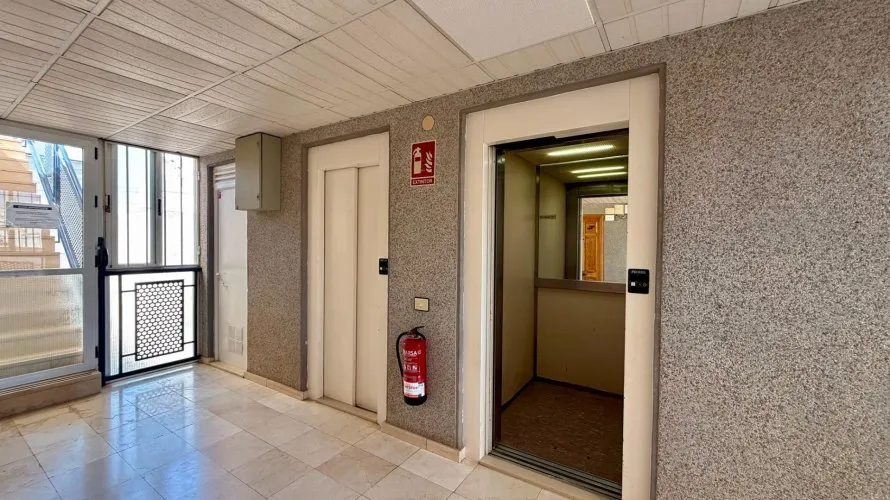 2 bedrooms penthouse for sale, Torrevieja, Spain No. 1312
