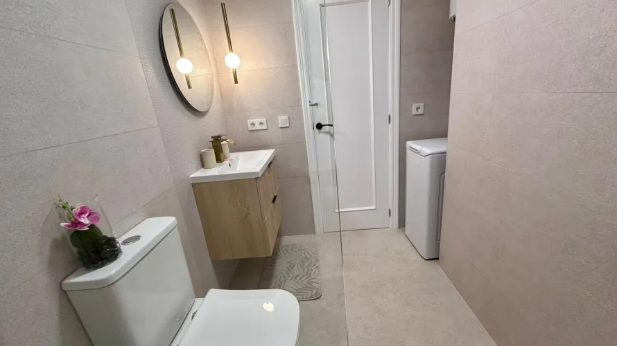 2 bedrooms apartment for sale, Torrevieja, Spain No. 1351 № 6