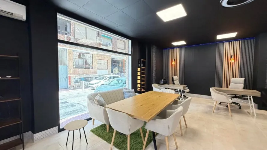 121m² commercial property for sale, Torrevieja, Spain No. 1573 № 24