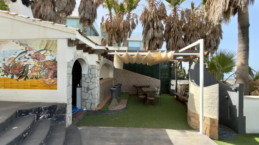 7 bedrooms villa for sale, Benidorm, Spain No. 1365 № 12