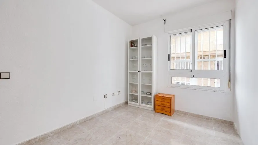 2 bedrooms apartment for sale, Torrevieja, Spain No. 1499 № 5
