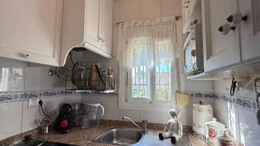 2 bedrooms house for sale, Torrevieja, Spain No. 1465 № 14
