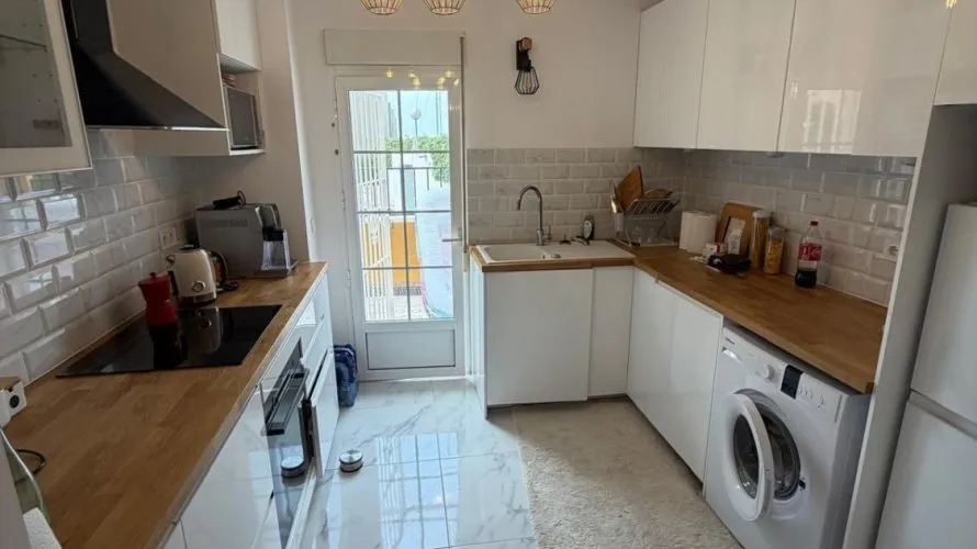 3 bedrooms bungalow for sale, Torrevieja, Spain No. 1627 № 9