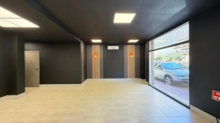 121m² commercial property for sale, Torrevieja, Spain No. 1573 № 18