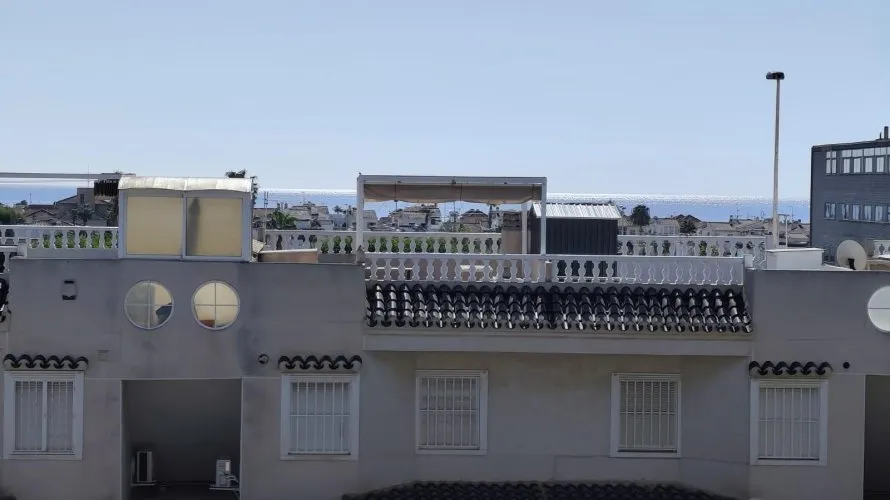 2 bedrooms bungalow for sale, Torrevieja, Spain No. 1423 № 1