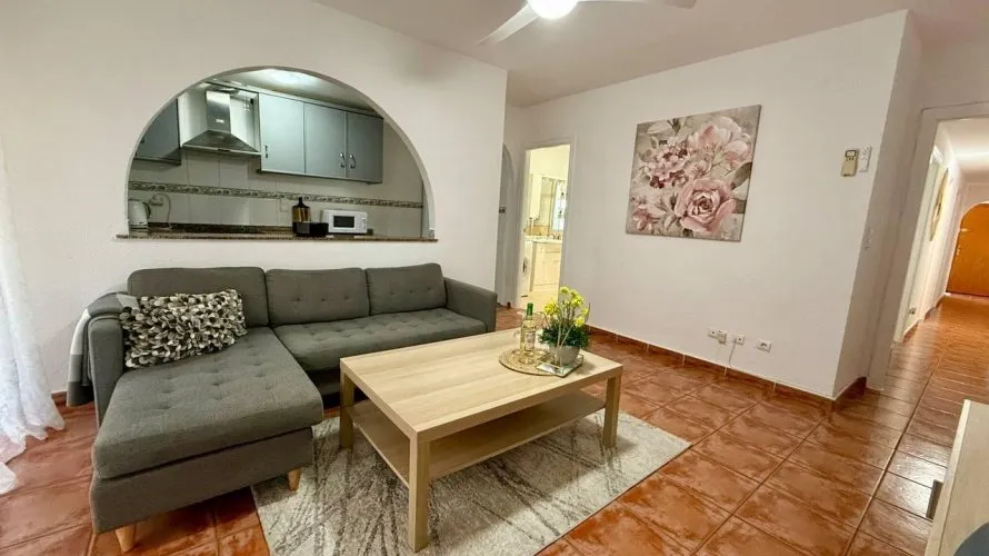 2 bedrooms apartment for sale, Torrevieja, Spain No. 1384 № 17
