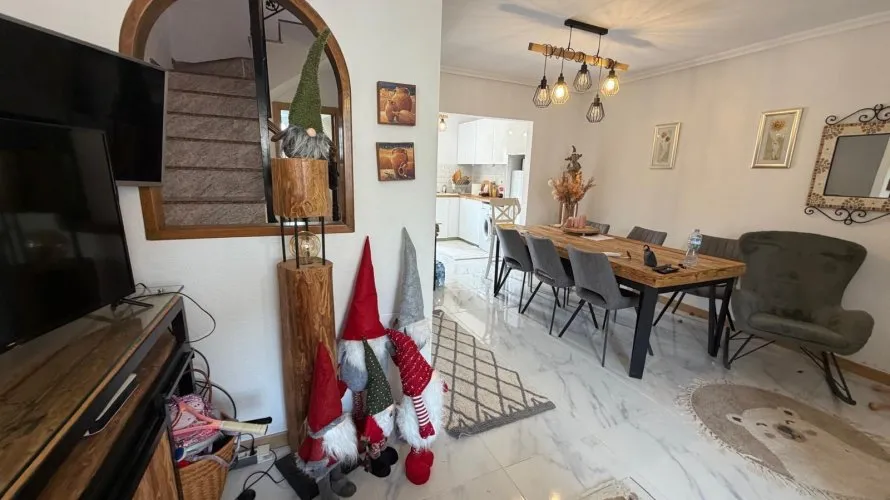3 bedrooms bungalow for sale, Torrevieja, Spain No. 1627 № 19