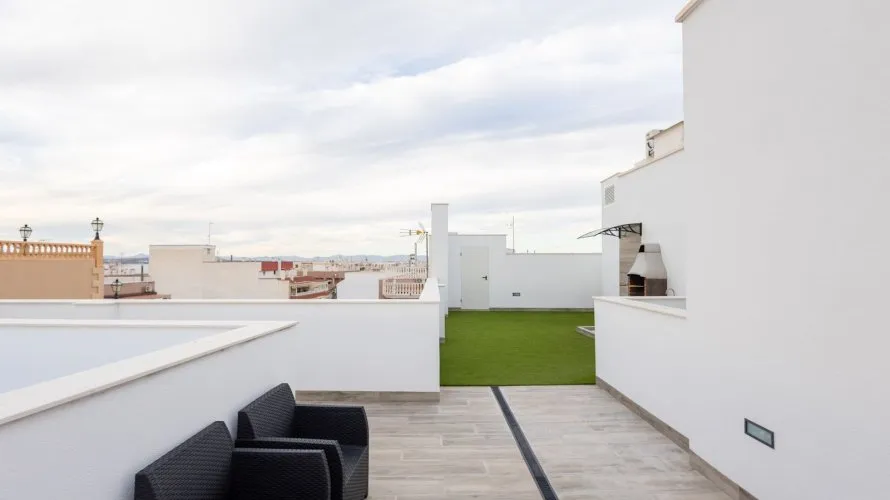 80m² apartment for sale, Torrevieja, Spain No. 1327 № 9