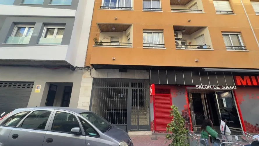 2 bedrooms apartment for sale, Torrevieja, Spain No. 1470