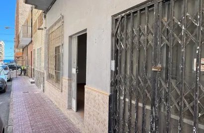 261m² commercial property for sale, Torrevieja, Spain No. 1399