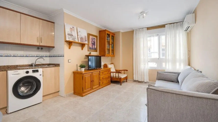 2 bedrooms apartment for sale, Torrevieja, Spain No. 1499 № 22