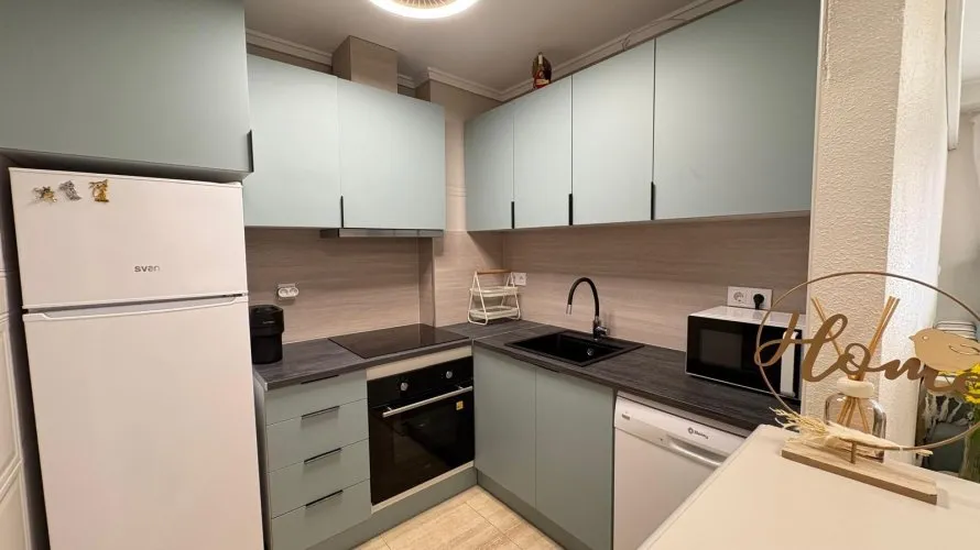 1 bedroom apartment for sale, Torrevieja, Spain No. 1548 № 3
