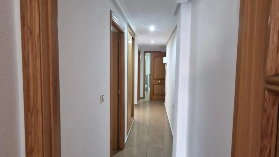 2 bedrooms apartment for sale, Torrevieja, Spain No. 1422 № 2