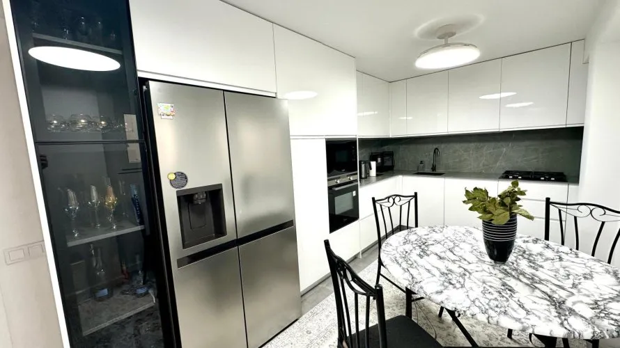 4 bedrooms apartment for sale, Alicante, Spain No. 1323 № 10