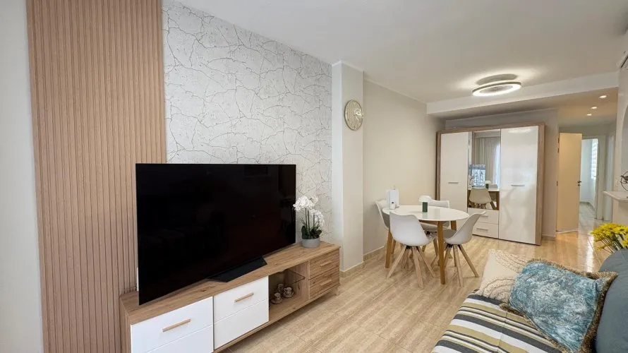 1 bedroom apartment for sale, Torrevieja, Spain No. 1548 № 16