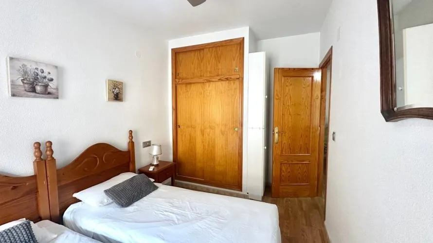 58m² apartment for sale, Torrevieja, Spain No. 1525 № 8