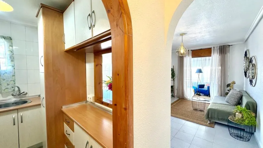 1 bedroom apartment for sale, Torrevieja, Spain No. 1510 № 13
