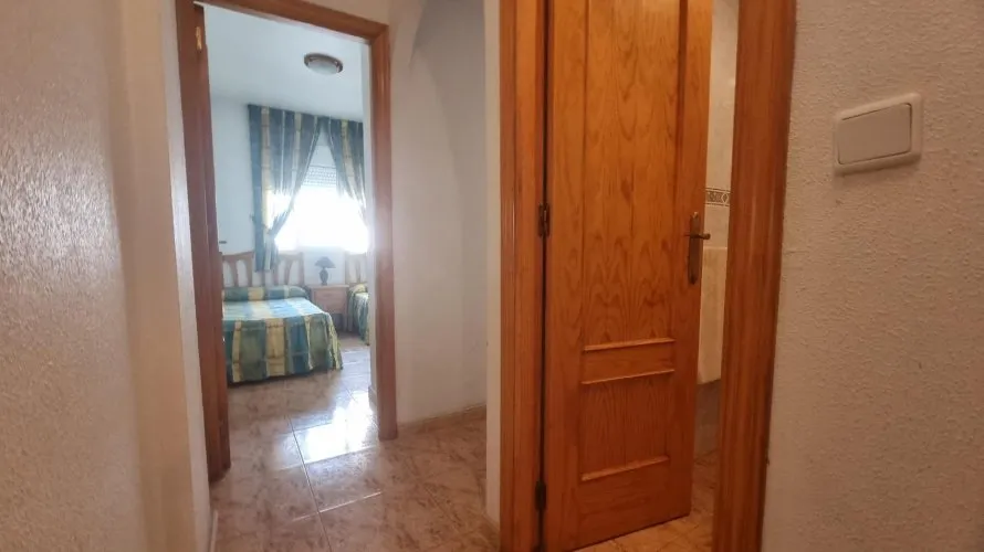 2 bedrooms apartment for sale, Torrevieja, Spain No. 1405 № 12